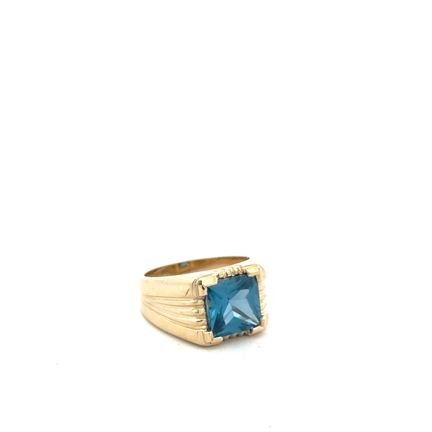 Anillo de hombre