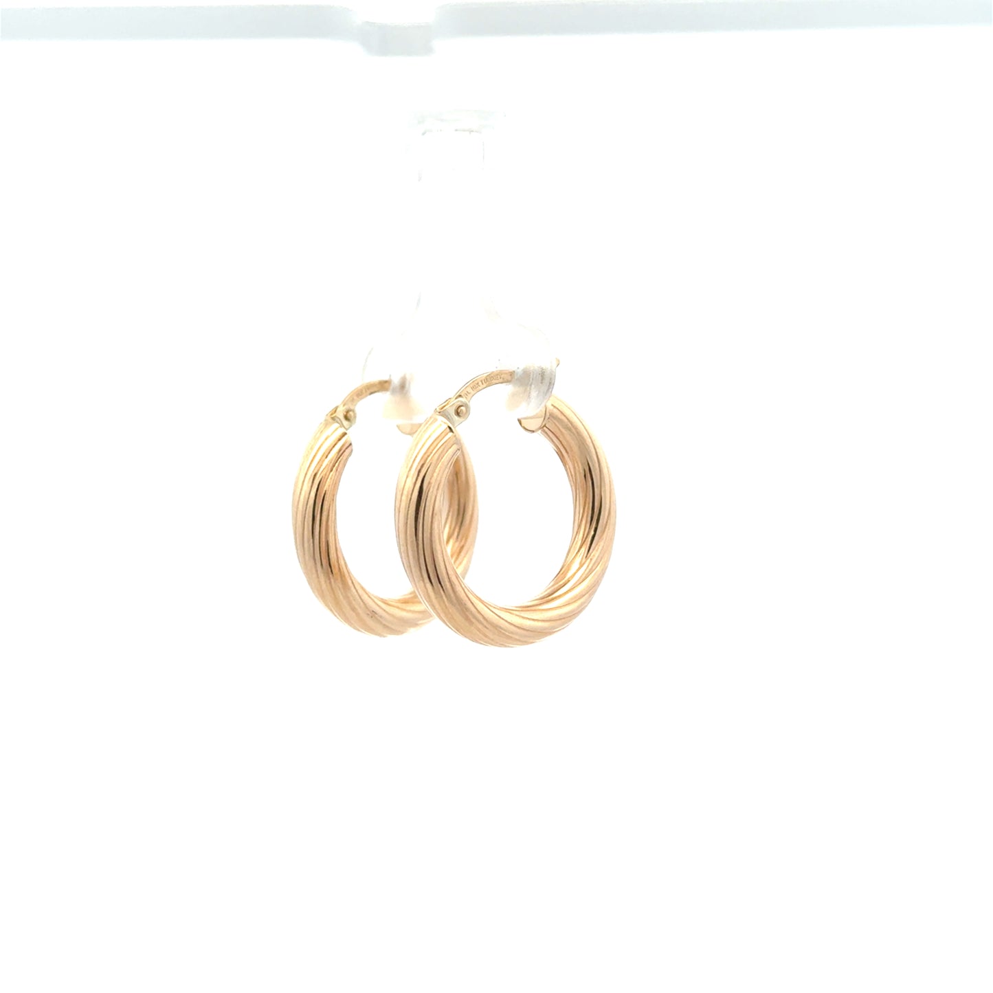 Argollas torcidas